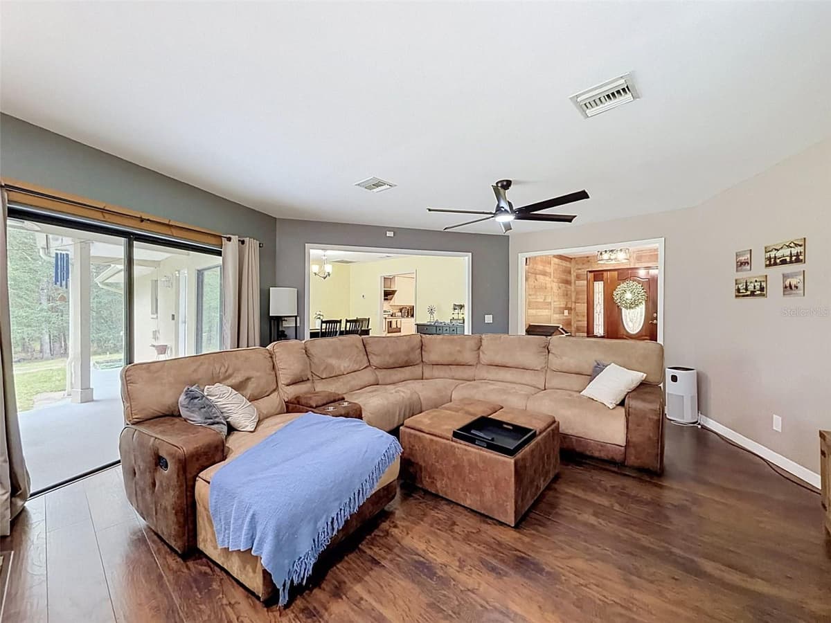26311 WILLOW STREET — photo 16 of 95
