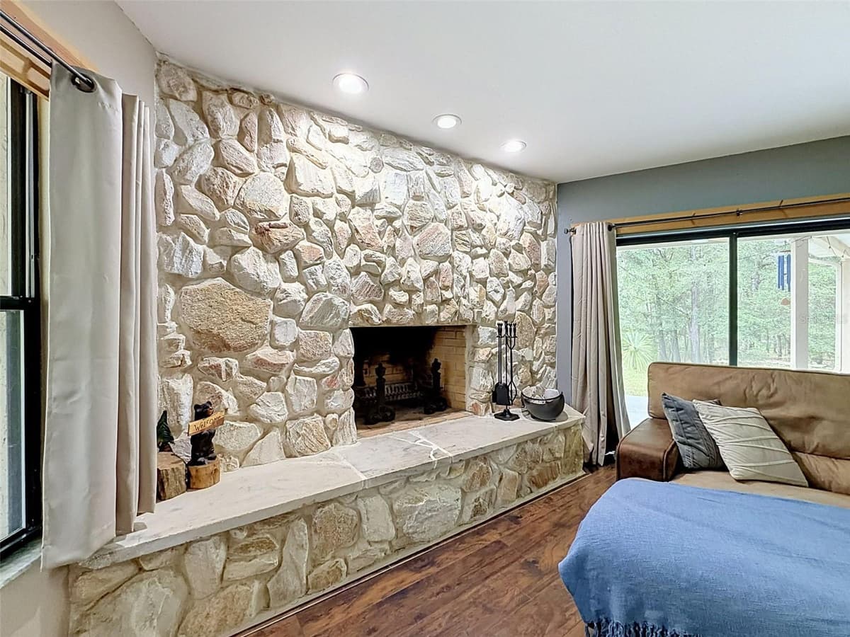 26311 WILLOW STREET — photo 14 of 95