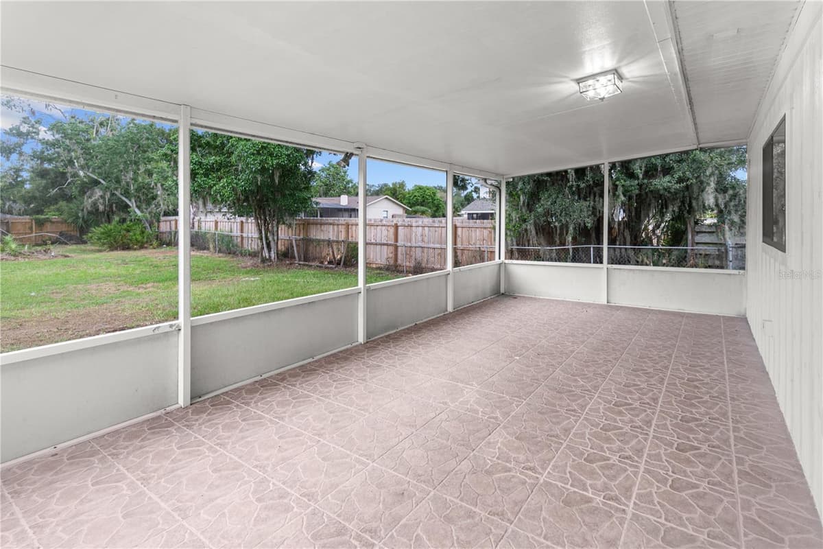 5011 LEON DRIVE — photo 23 of 31