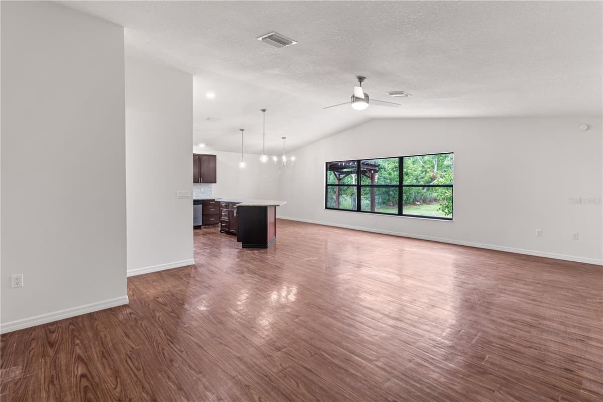5011 LEON DRIVE — photo 6 of 31