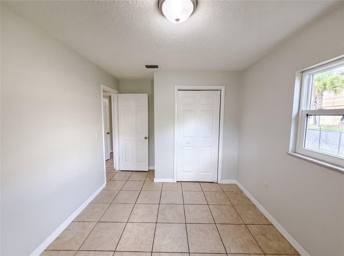 602 18TH STREET — photo 11 of 25