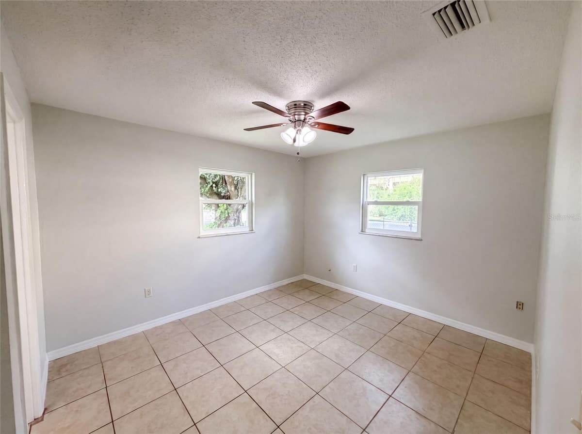 602 18TH STREET — photo 12 of 25