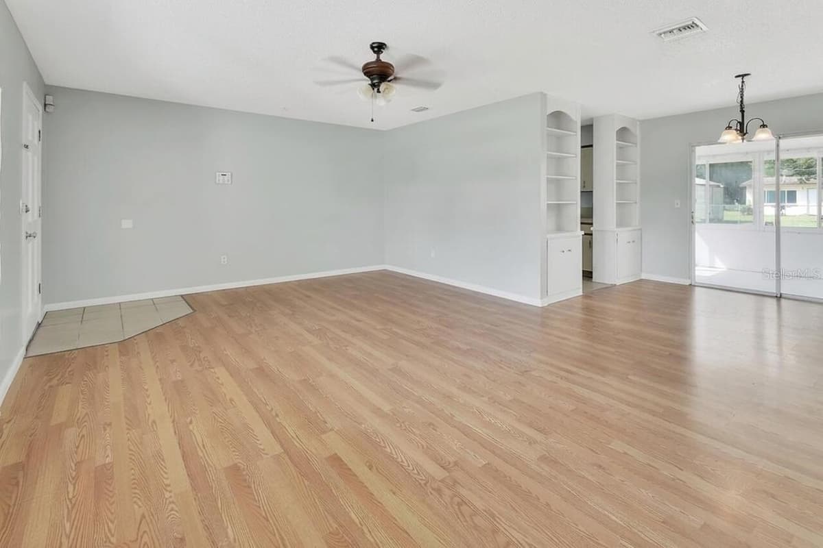 9 LARKSPUR LANE — photo 3 of 30