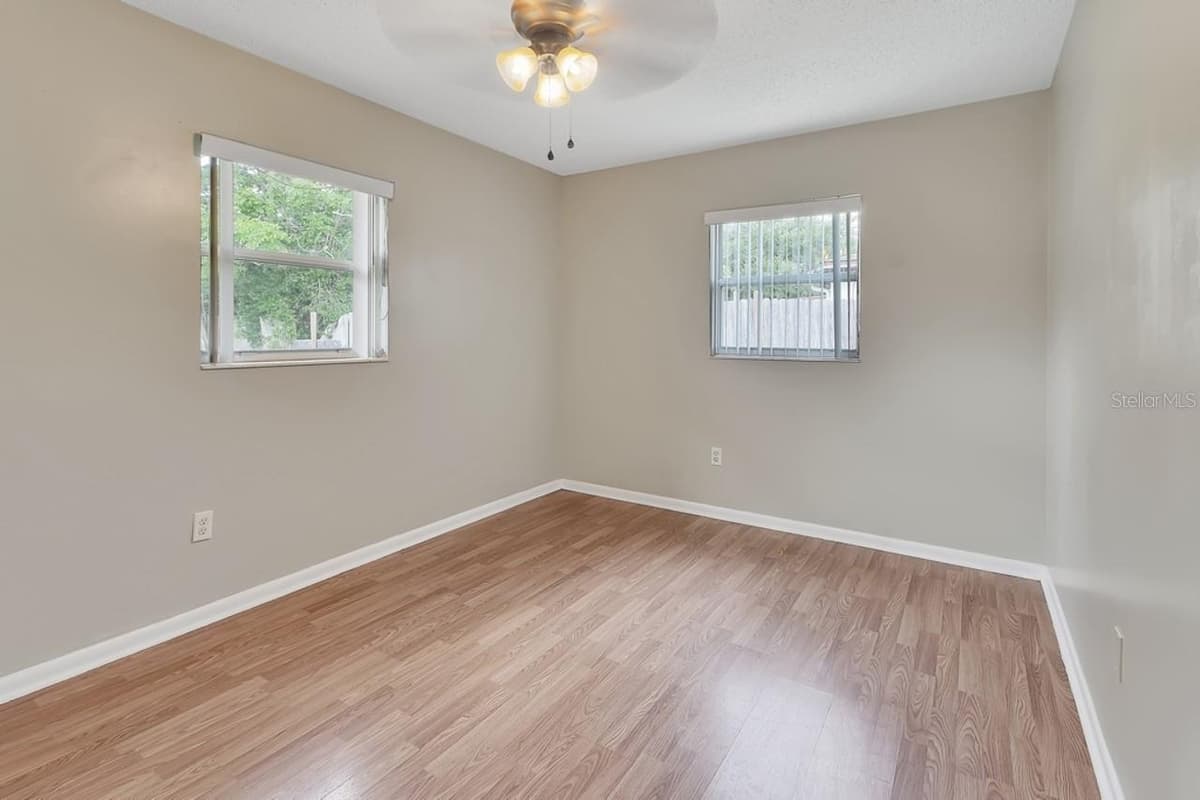 9 LARKSPUR LANE — photo 17 of 30