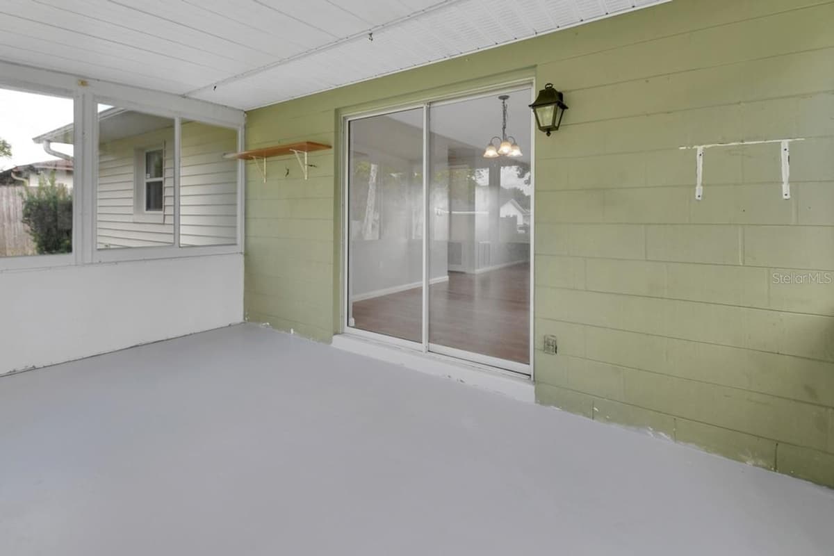 9 LARKSPUR LANE — photo 24 of 30