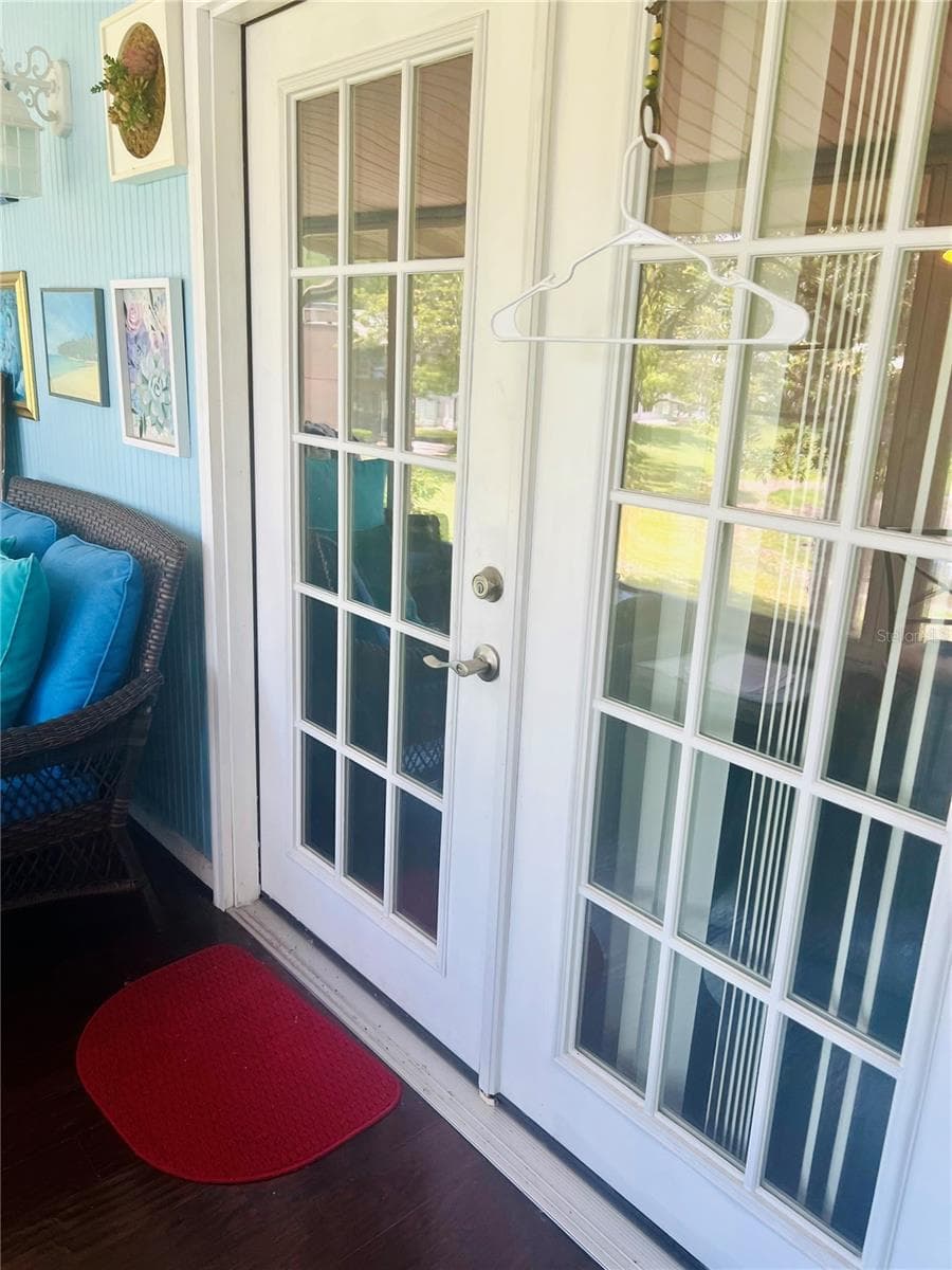 625 MIDWAY DRIVE — photo 13 of 23