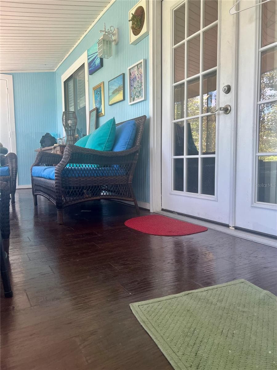 625 MIDWAY DRIVE — photo 12 of 23