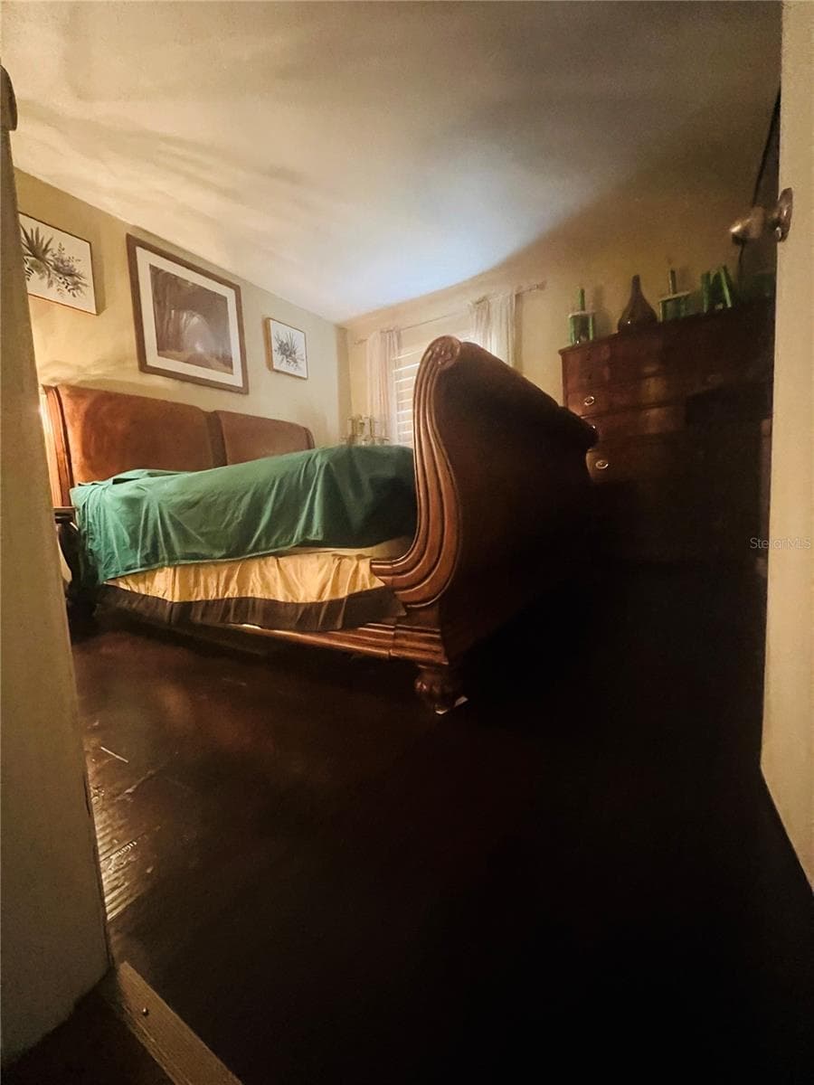 625 MIDWAY DRIVE — photo 19 of 23
