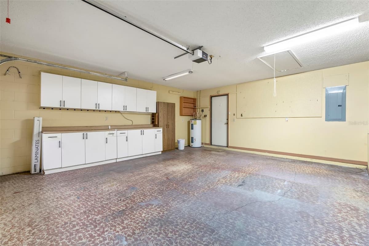 1601 LAUGHTON PLACE — photo 45 of 72