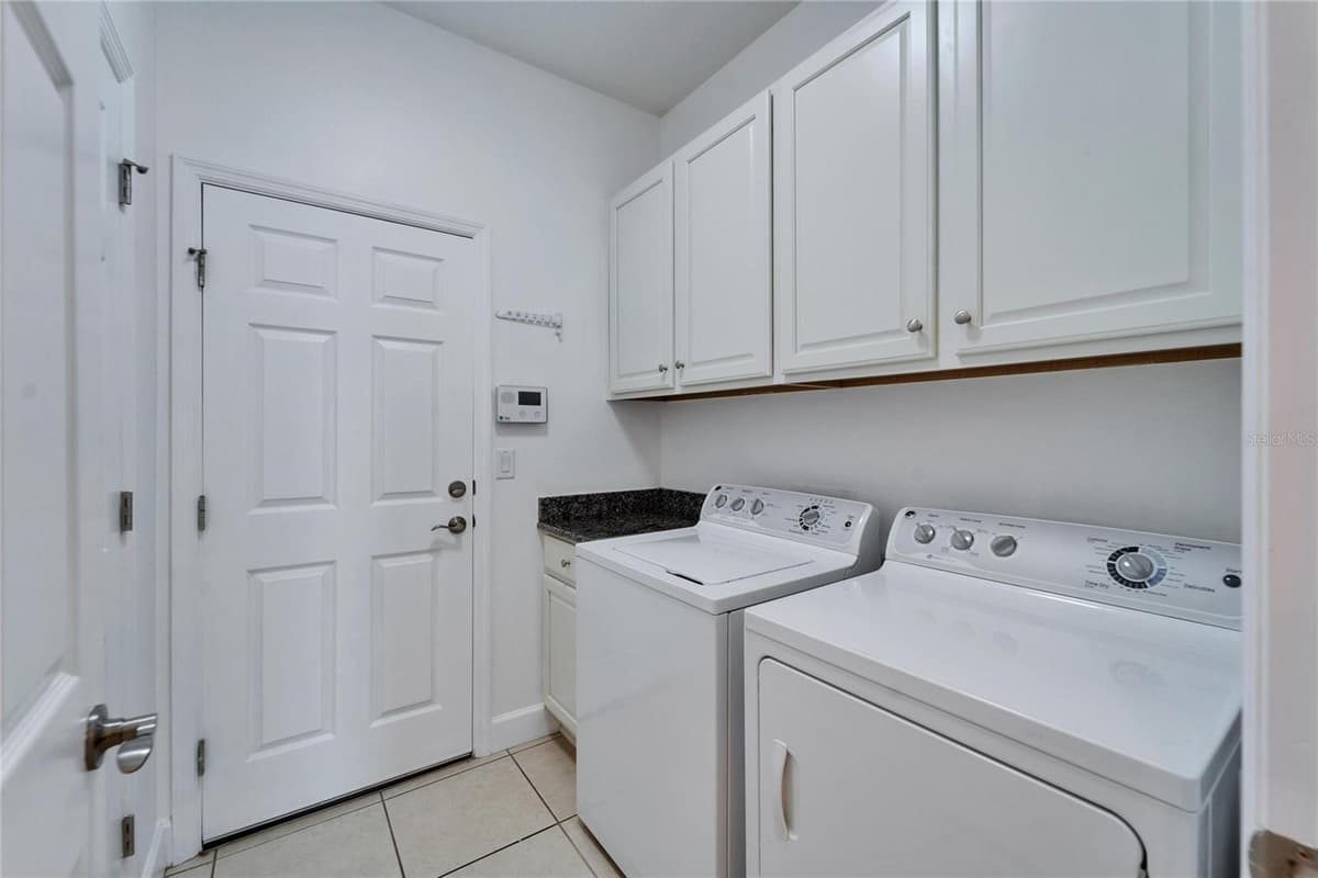 970 PEMBROKE POINT WAY — photo 28 of 64