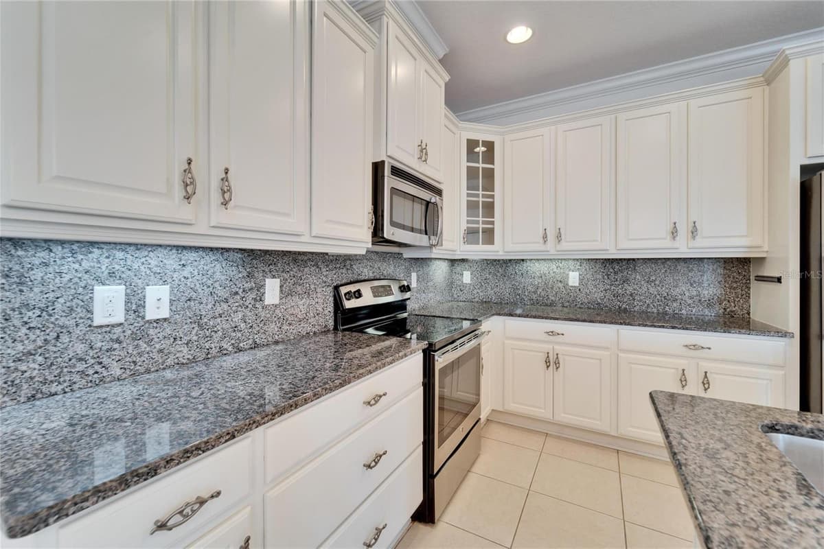 970 PEMBROKE POINT WAY — photo 13 of 64
