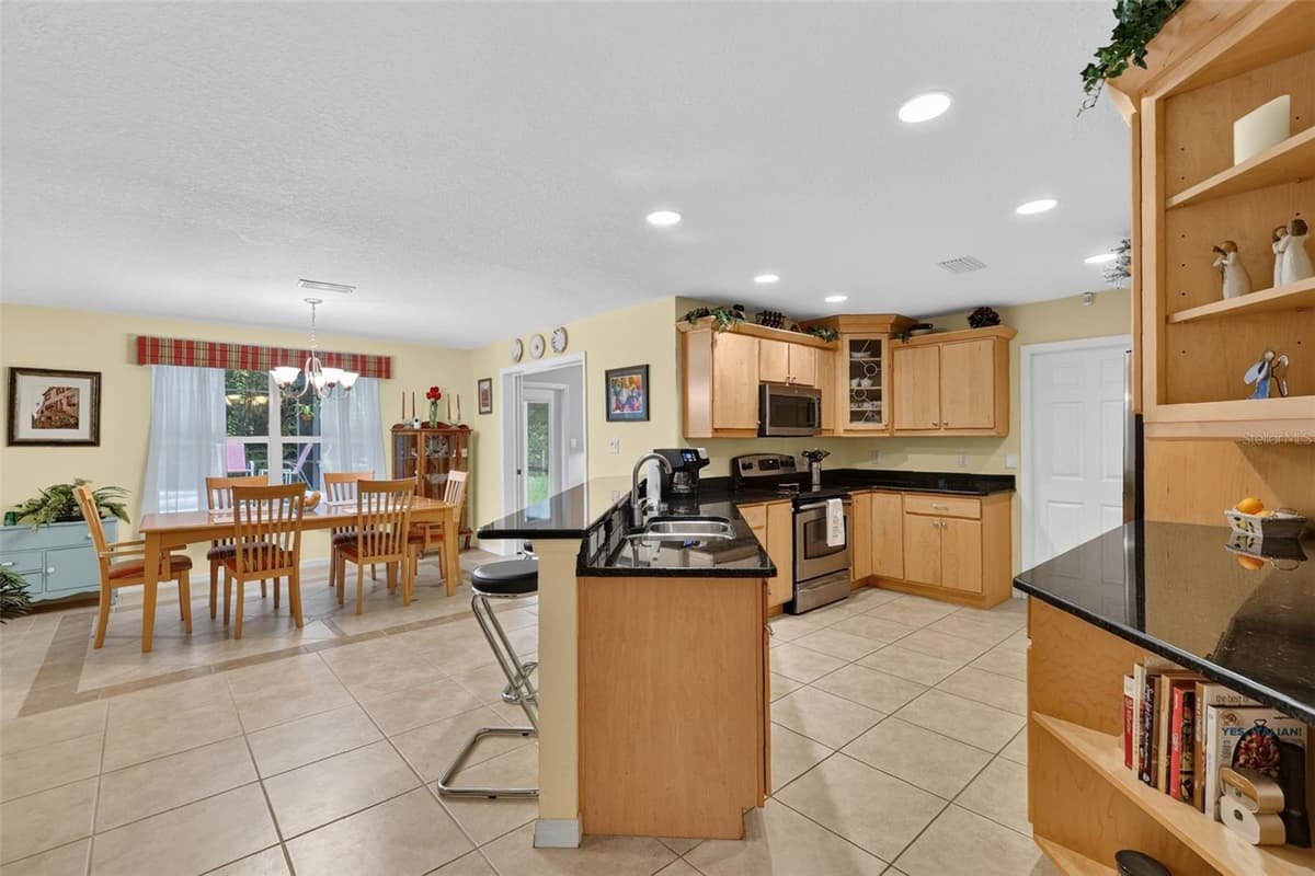 31151 DEAL DRIVE — photo 10 of 44