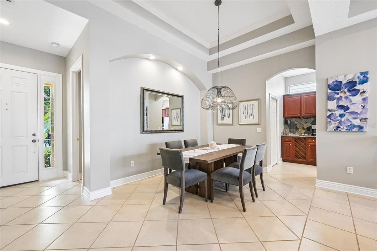 547 MEADOW SWEET CIRCLE — photo 9 of 38