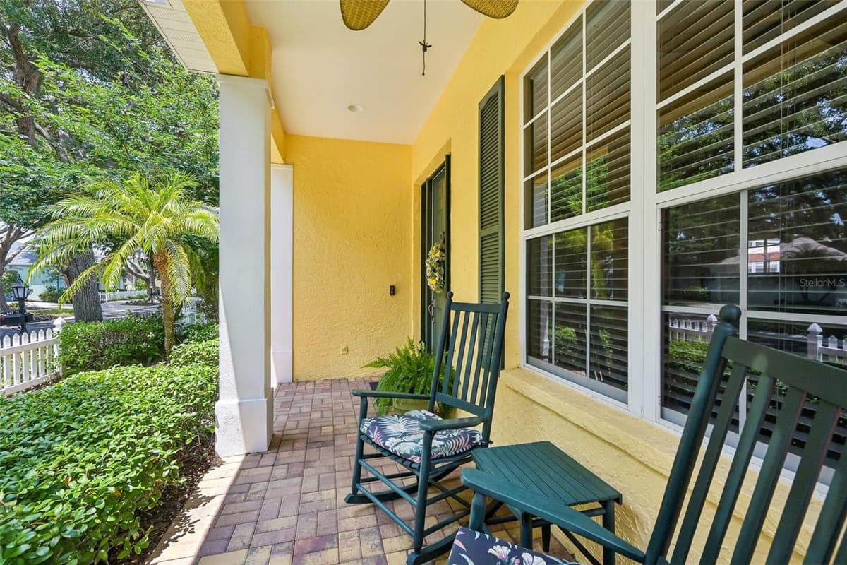 547 MEADOW SWEET CIRCLE — photo 3 of 38