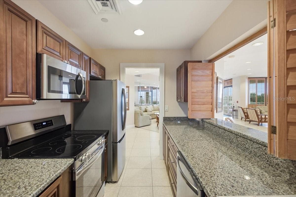 1310 GULF BOULEVARD — photo 51 of 57