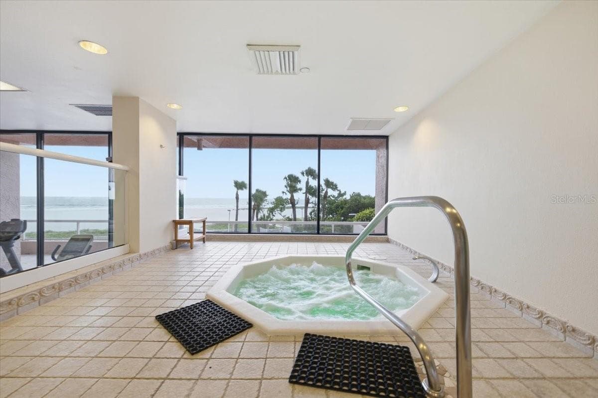 1310 GULF BOULEVARD — photo 45 of 57