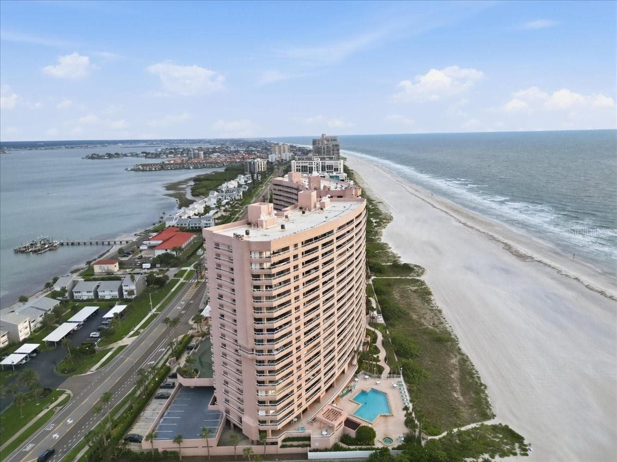 1310 GULF BOULEVARD — photo 35 of 57