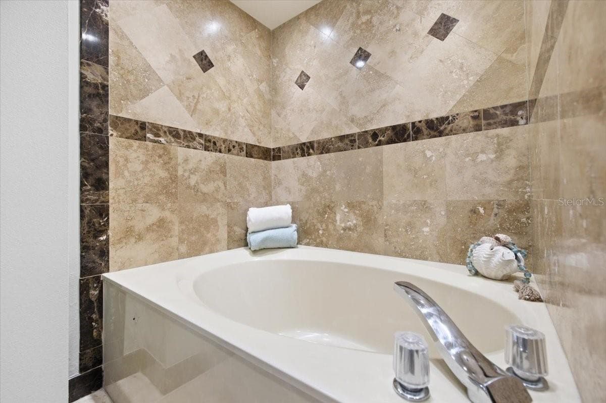 1310 GULF BOULEVARD — photo 18 of 57