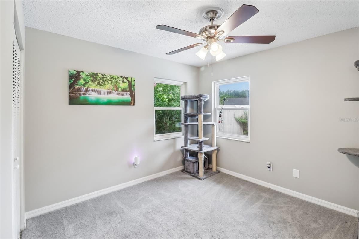 1200 HANCOCK DRIVE — photo 15 of 34