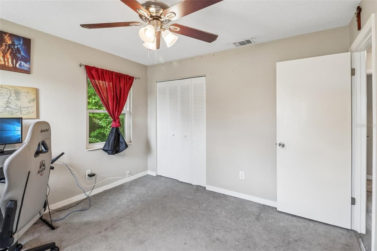 1200 HANCOCK DRIVE — photo 19 of 34