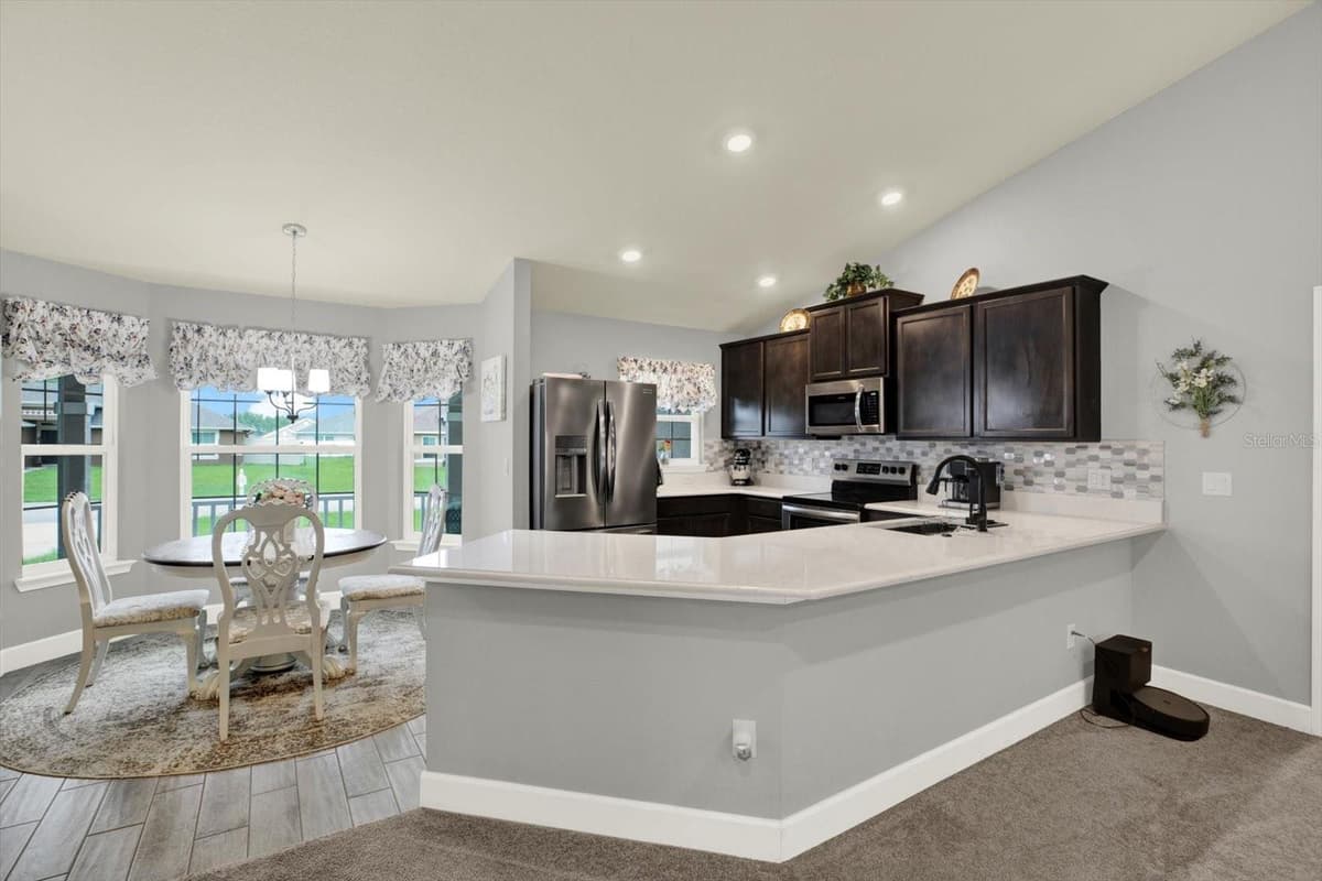 776 MARGUERITA DRIVE — photo 14 of 28