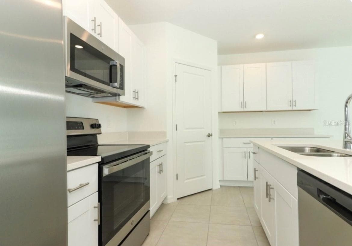 249 ACORN RD — photo 4 of 8