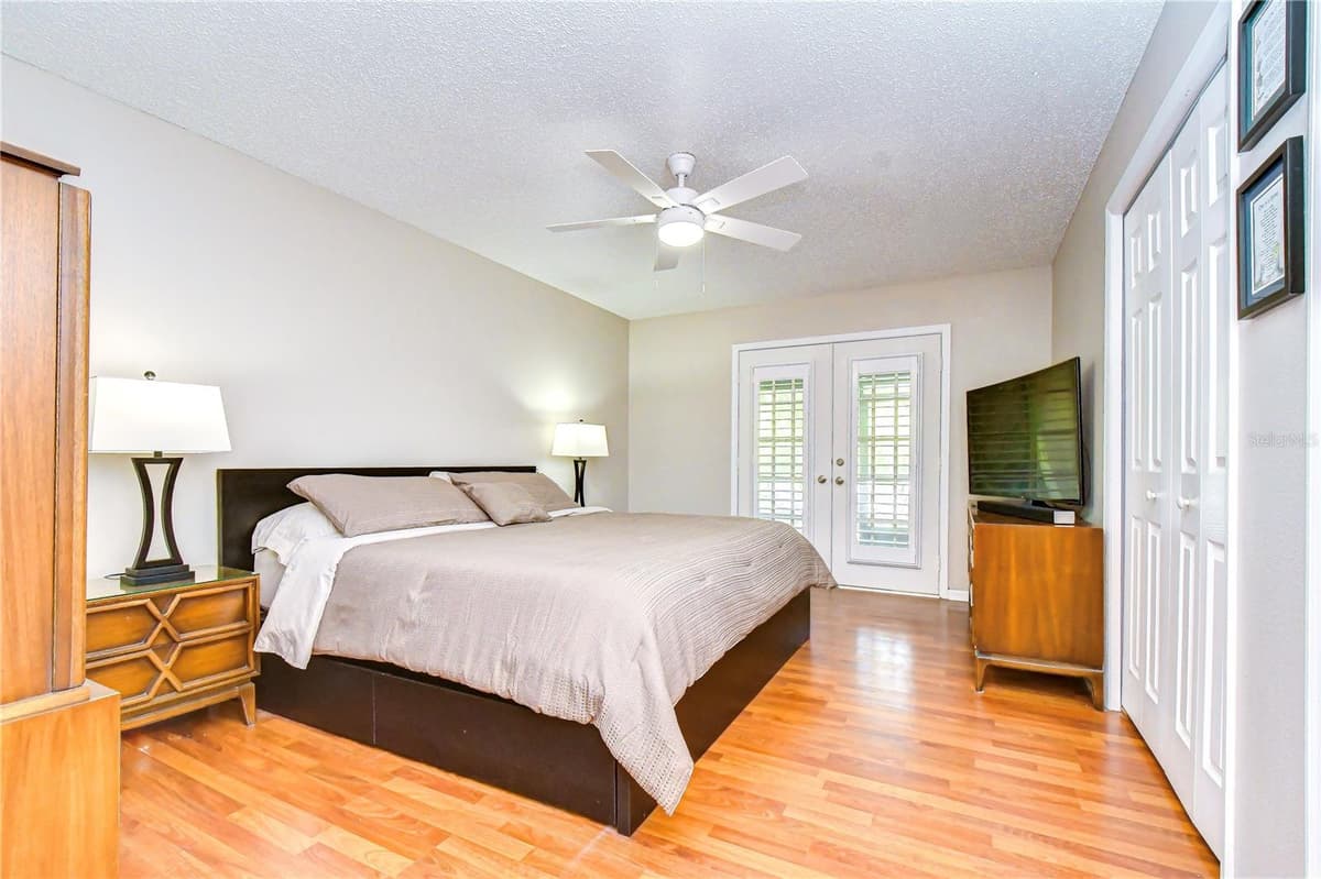 5301 BRADBURY COURT — photo 15 of 62