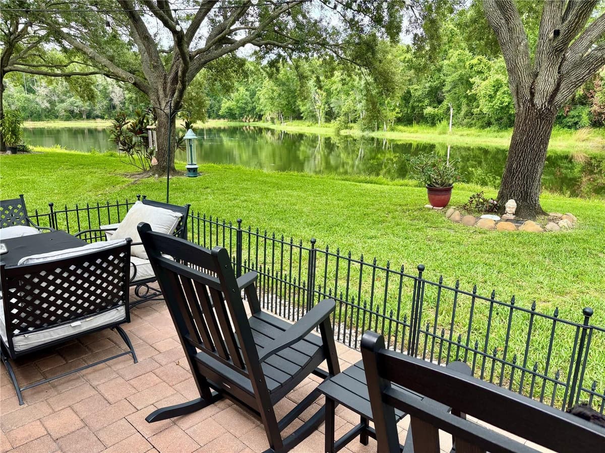 5301 BRADBURY COURT — photo 3 of 62