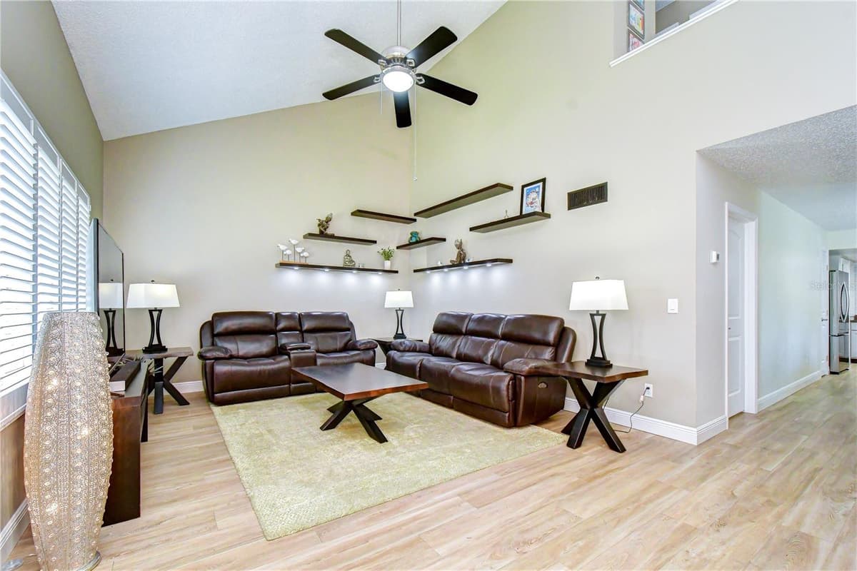 5301 BRADBURY COURT — photo 6 of 62