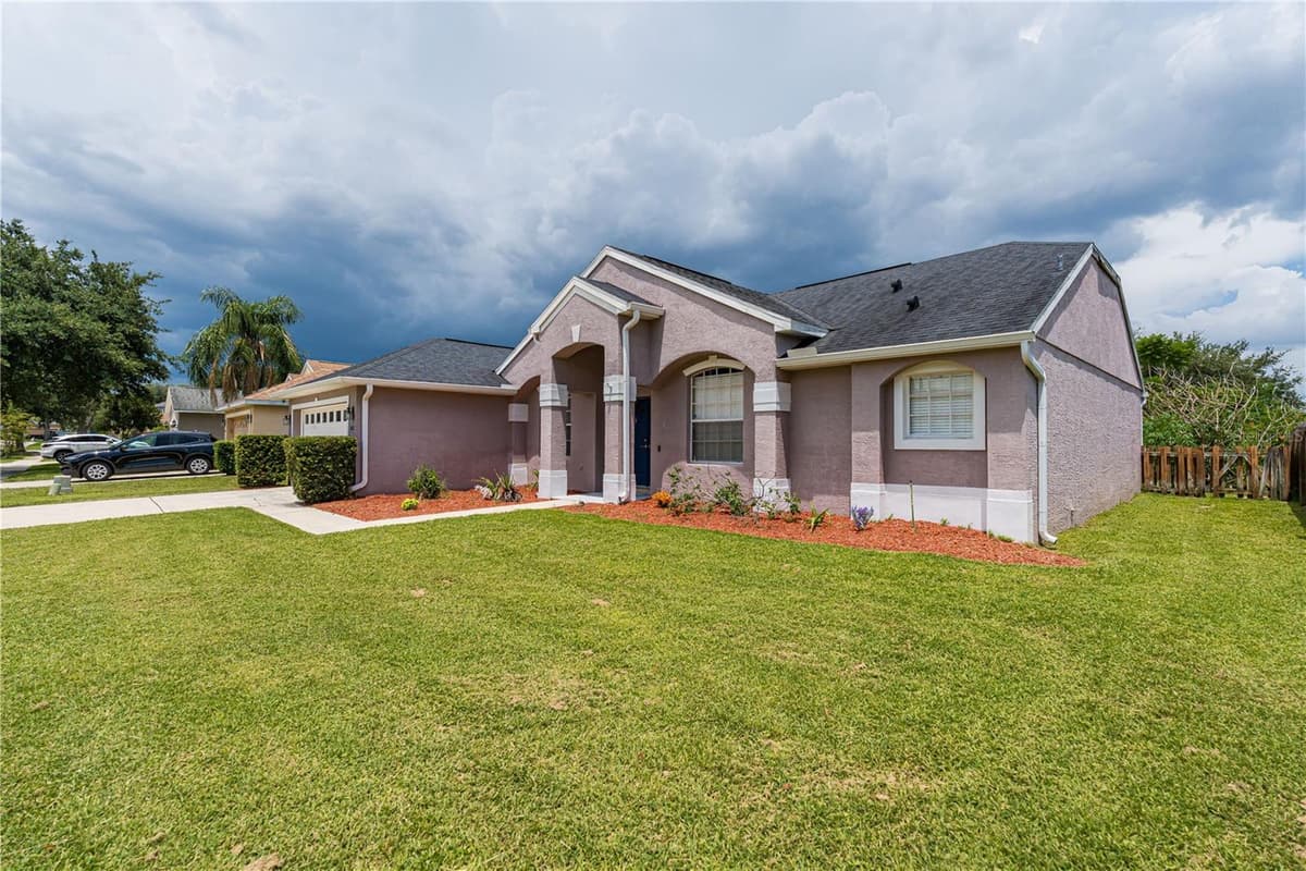 1837 FLORENCE VISTA BOULEVARD — photo 2 of 32
