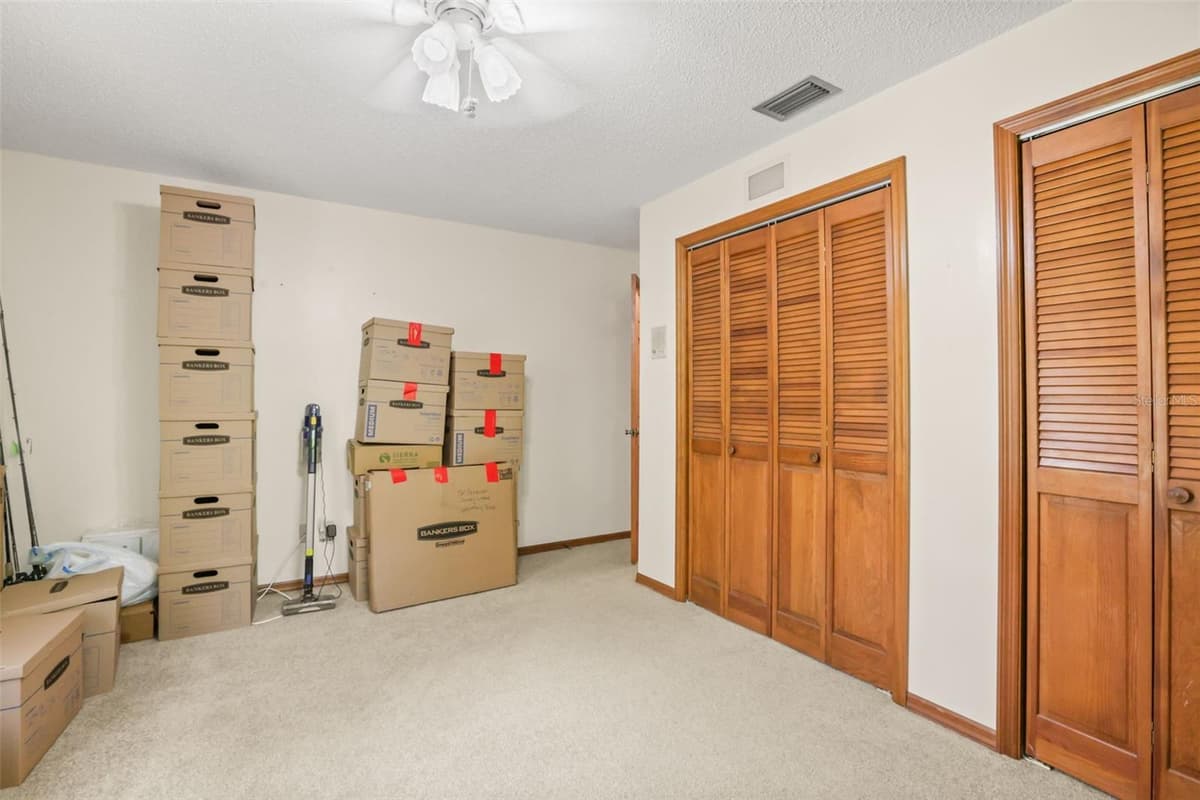 1573 SKYE COURT — photo 15 of 34