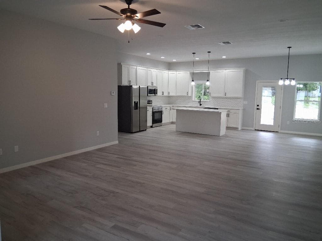 9469 SE 154TH STREET — photo 5 of 15