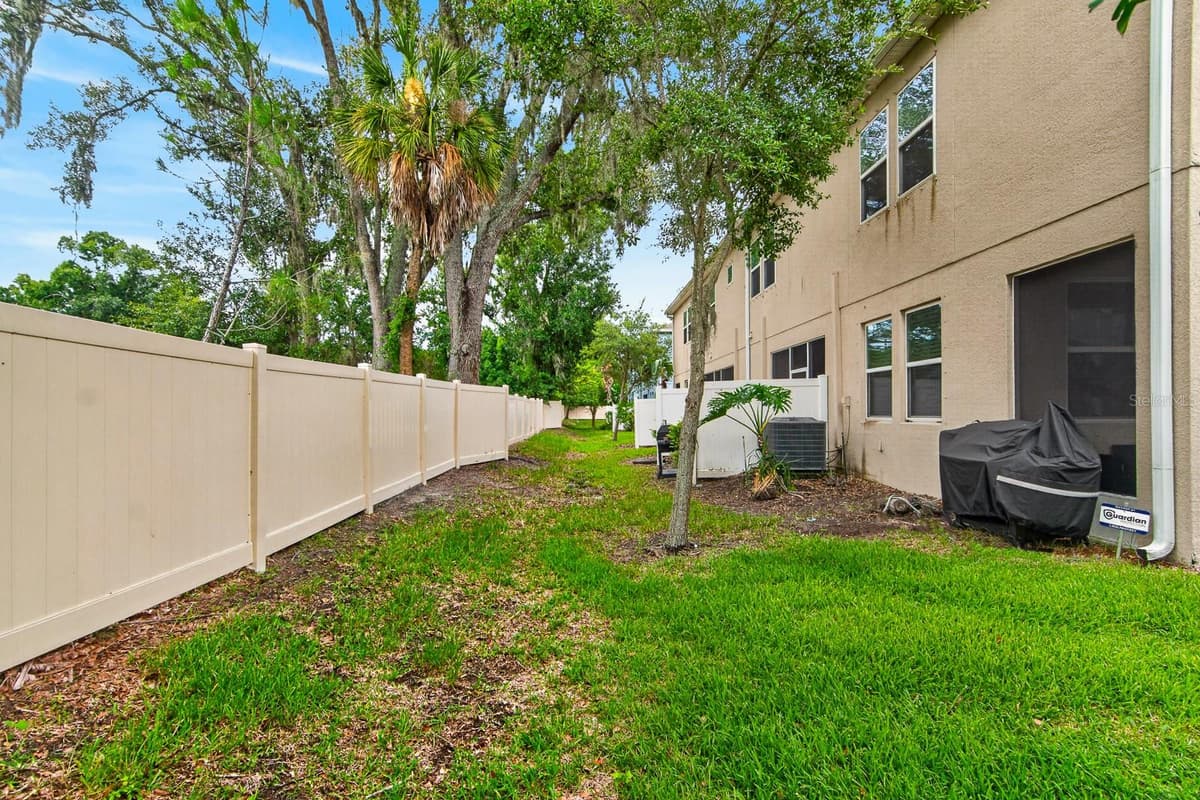 6717 CITRUS CREEK LANE — photo 28 of 33