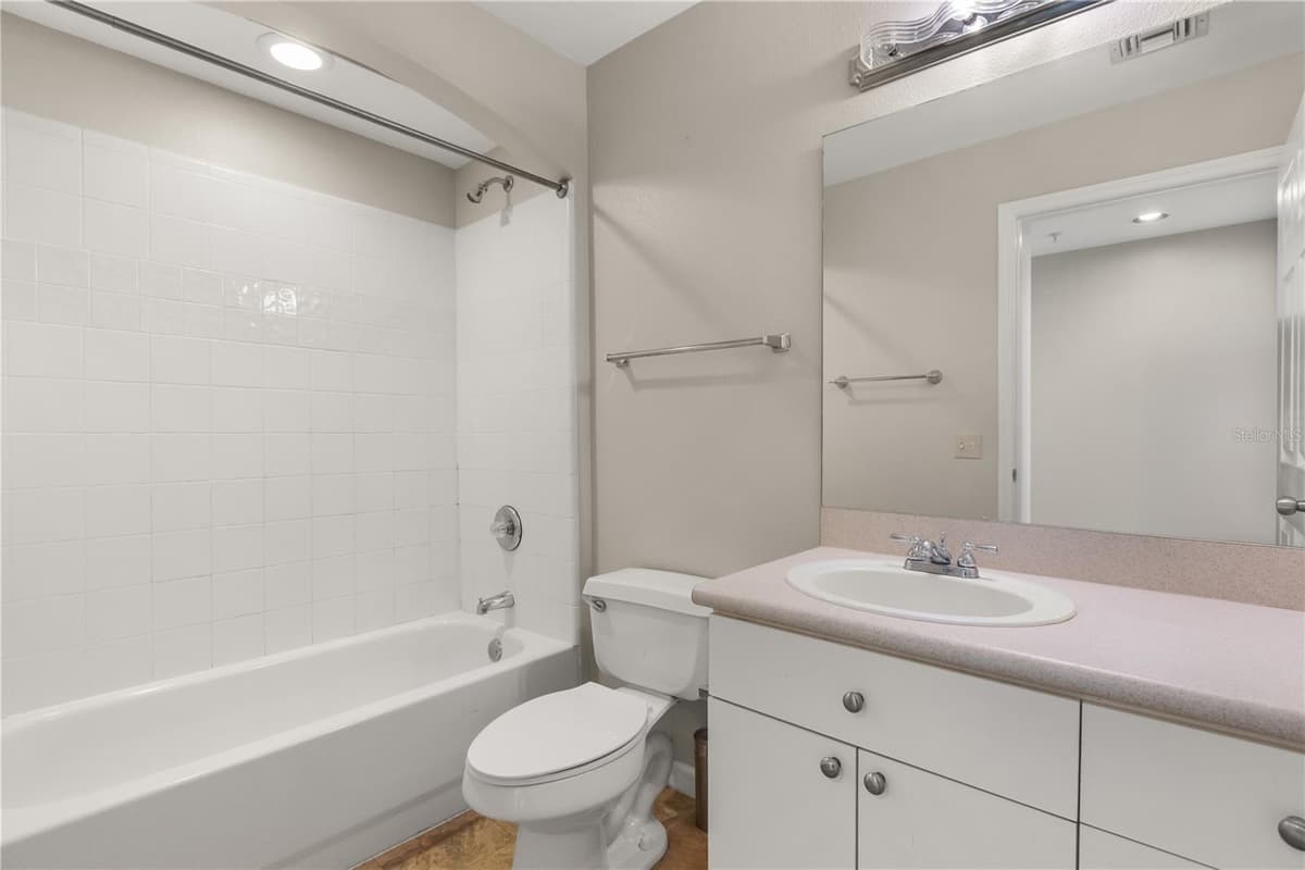 322 CENTRAL BOULEVARD — photo 19 of 25