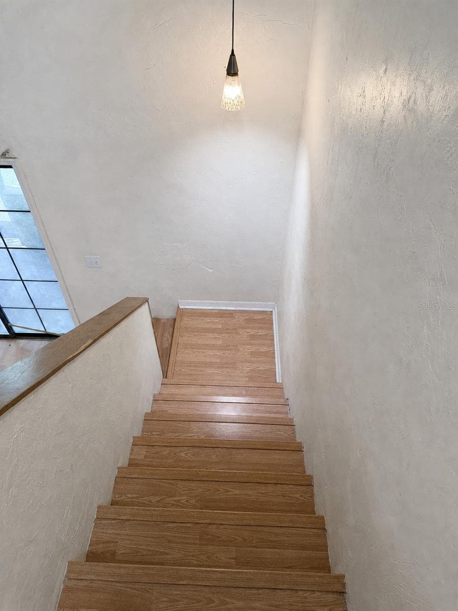 900 62ND BOULEVARD — photo 6 of 11