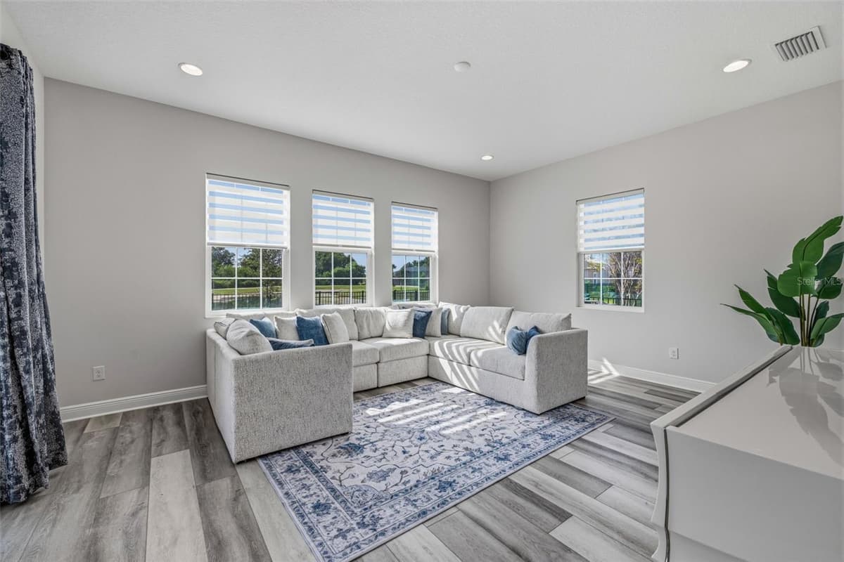 5254 WOLF CREEK DRIVE — photo 28 of 75