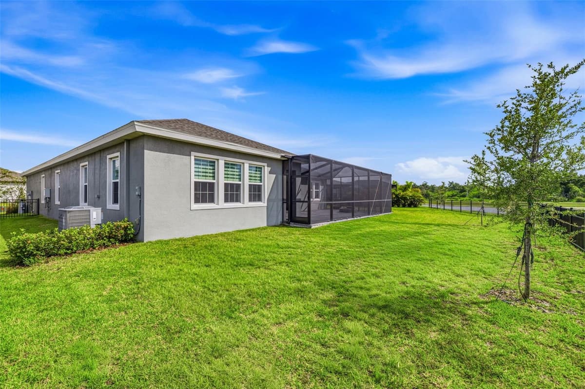 5254 WOLF CREEK DRIVE — photo 49 of 75