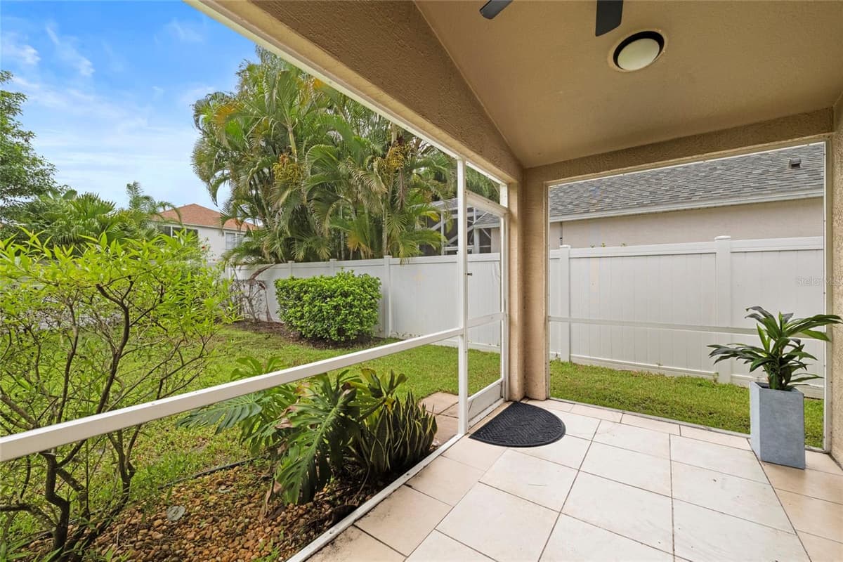 6222 BLUEFLOWER COURT — photo 33 of 37