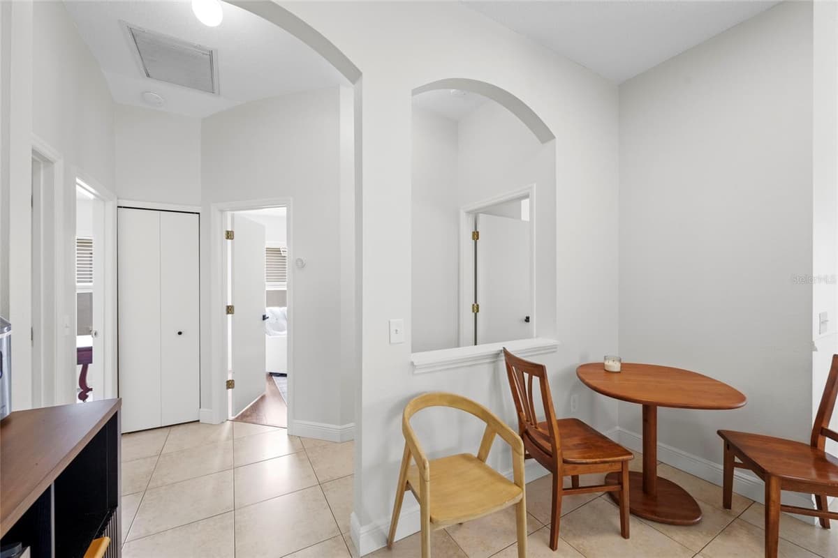 6222 BLUEFLOWER COURT — photo 14 of 37