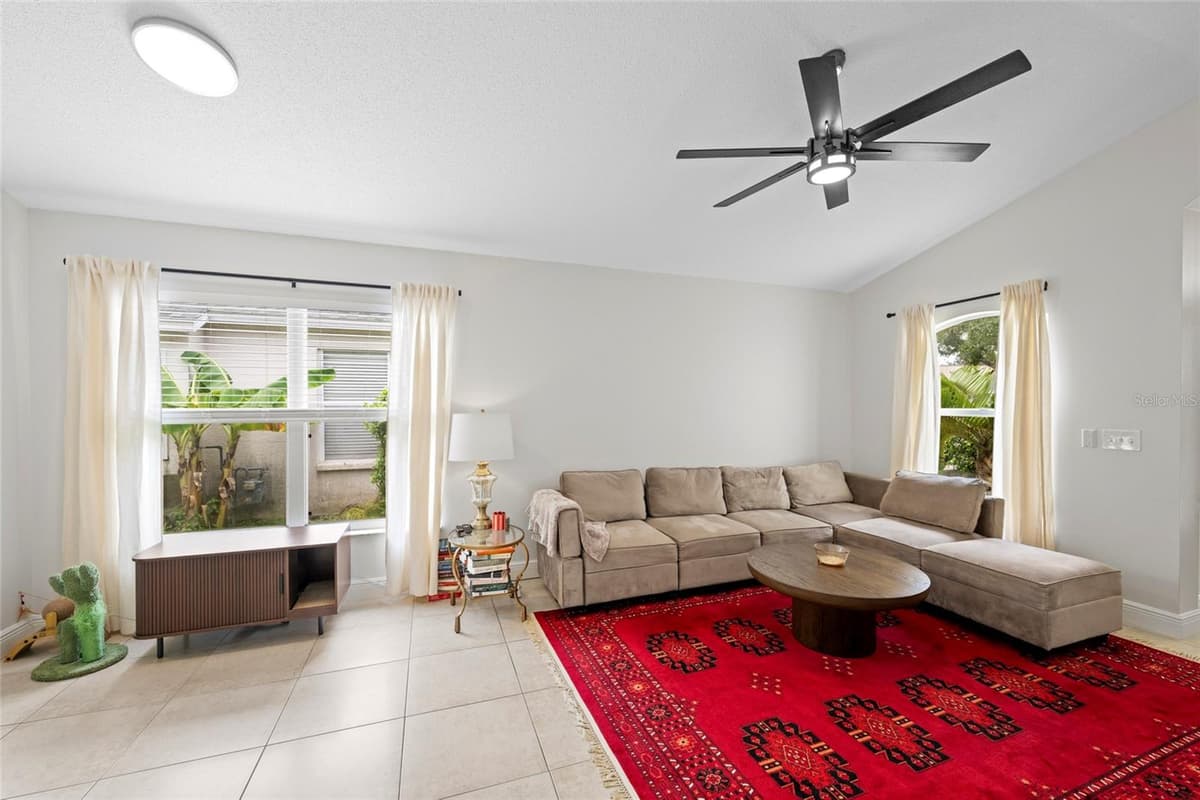 6222 BLUEFLOWER COURT — photo 5 of 37