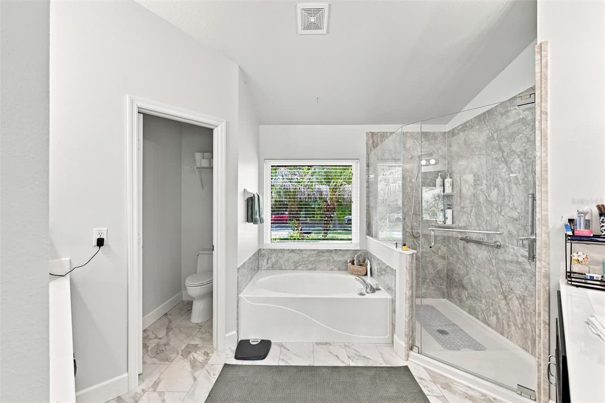 3720 TREELINE DRIVE — photo 33 of 49