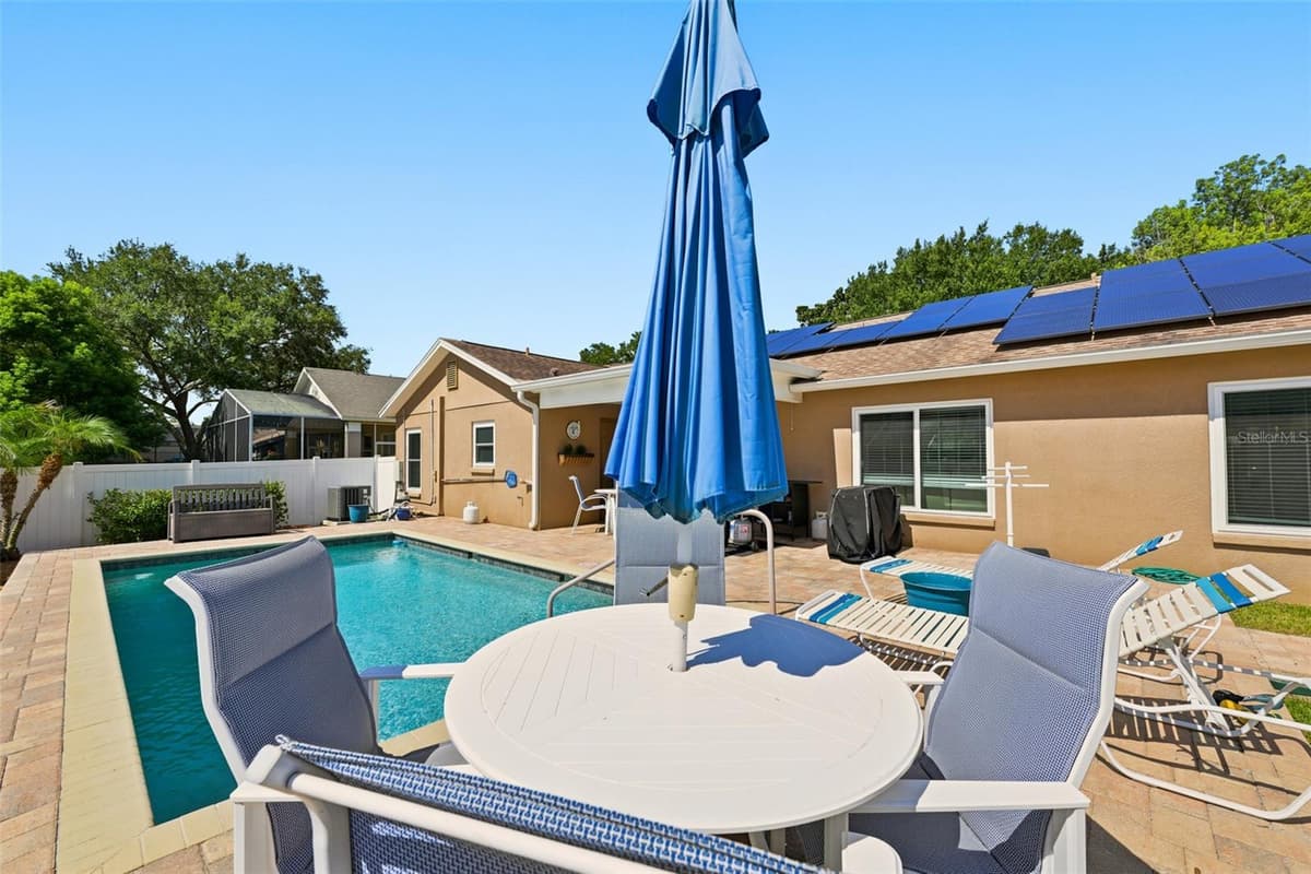 3720 TREELINE DRIVE — photo 38 of 49