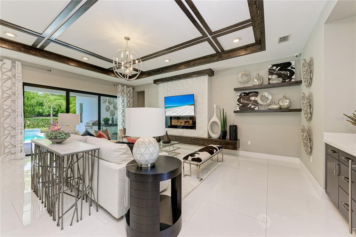 5060 SIMONS COURT — photo 13 of 59