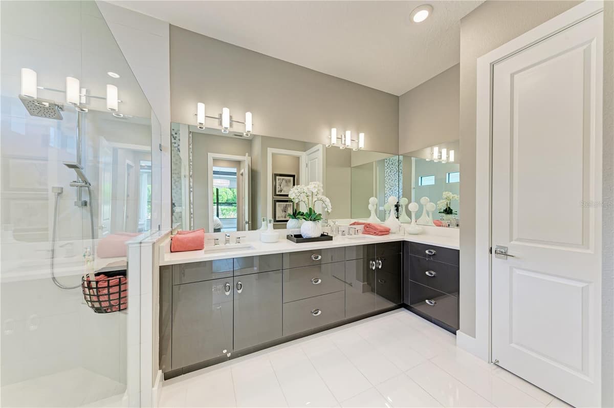 5060 SIMONS COURT — photo 21 of 59