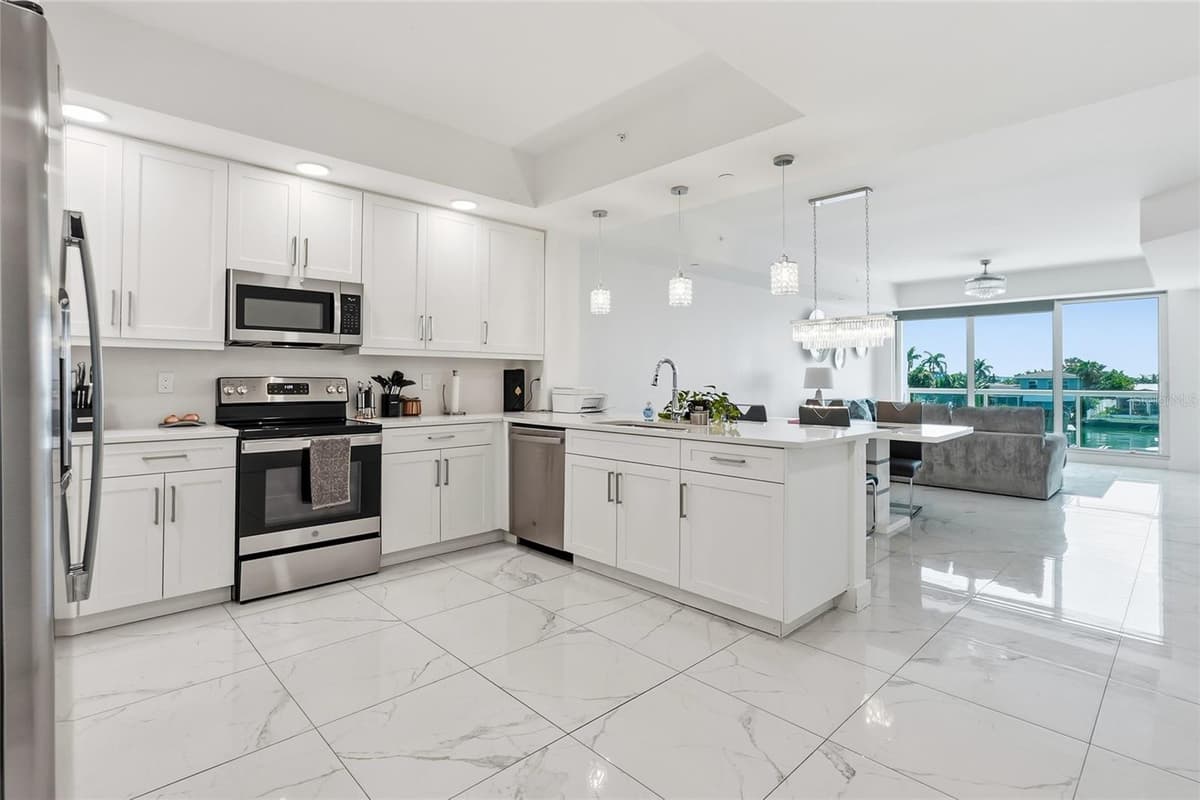 415 ISLAND WAY — photo 5 of 31