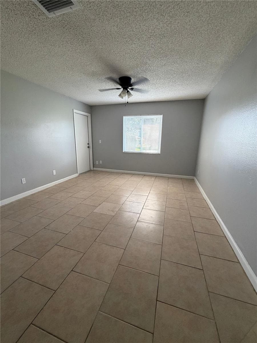 233 THORN TREE PLACE — photo 5 of 20