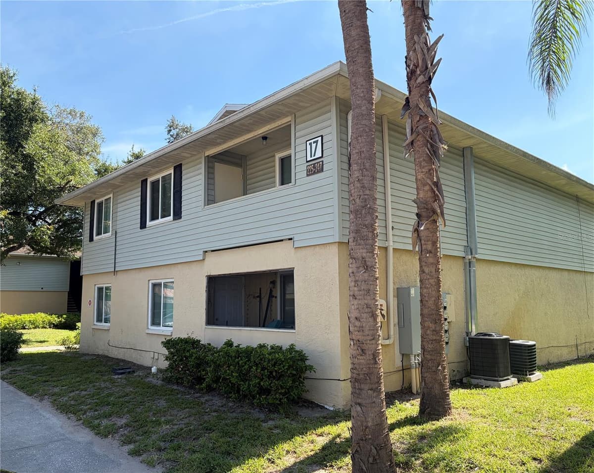 233 THORN TREE PLACE — photo 1 of 20