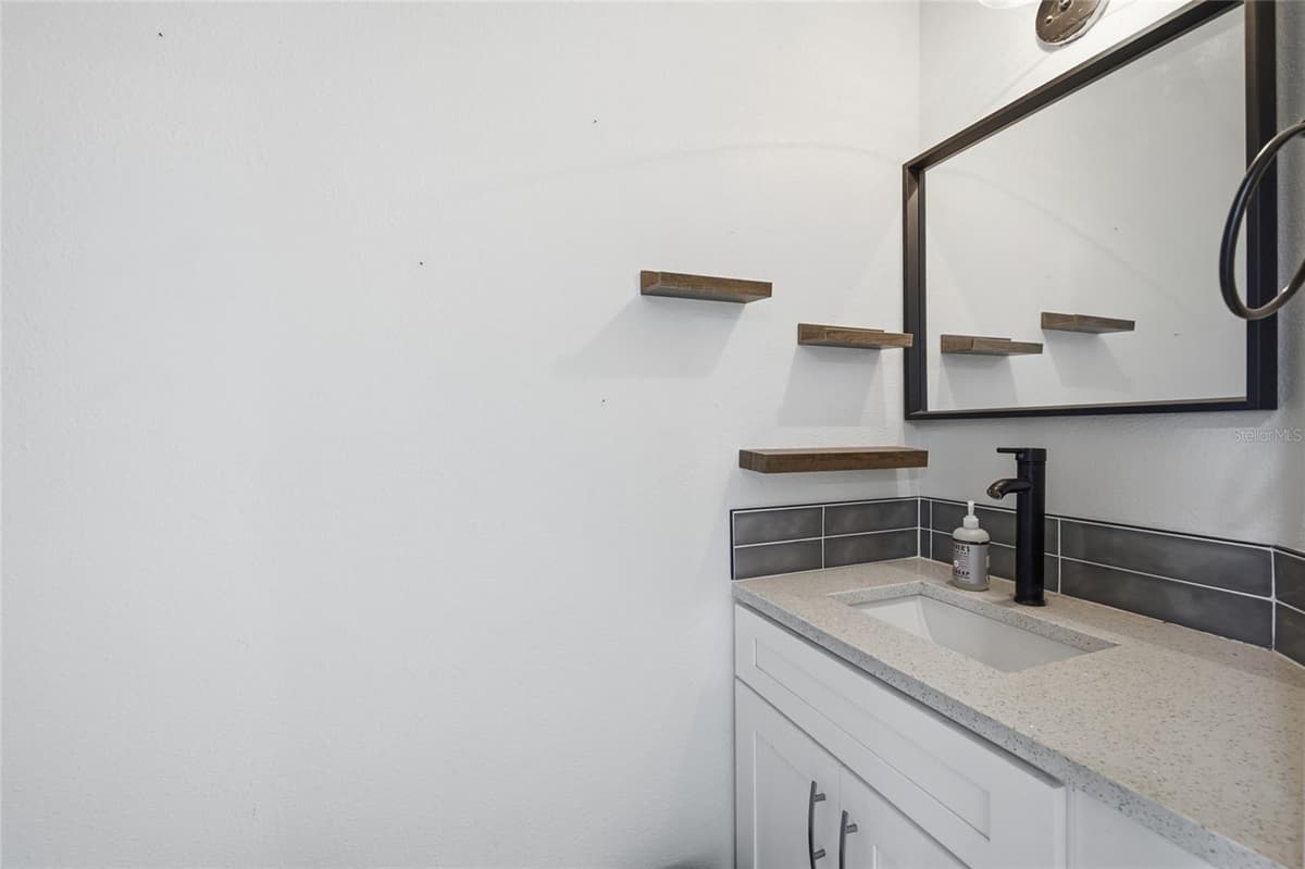 11009 WINTER CREST DRIVE — photo 17 of 26