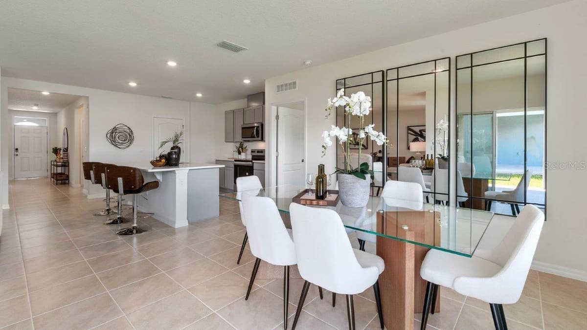 3740 GIORGIO DRIVE — photo 17 of 38