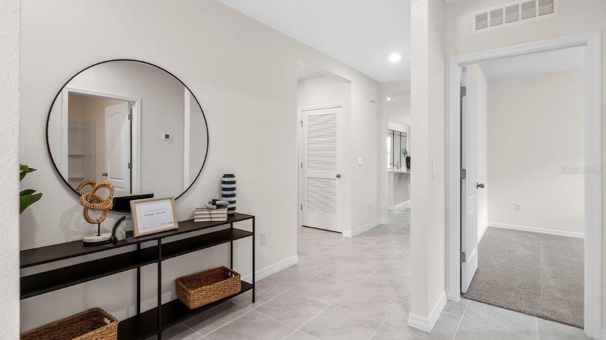 3740 GIORGIO DRIVE — photo 3 of 38